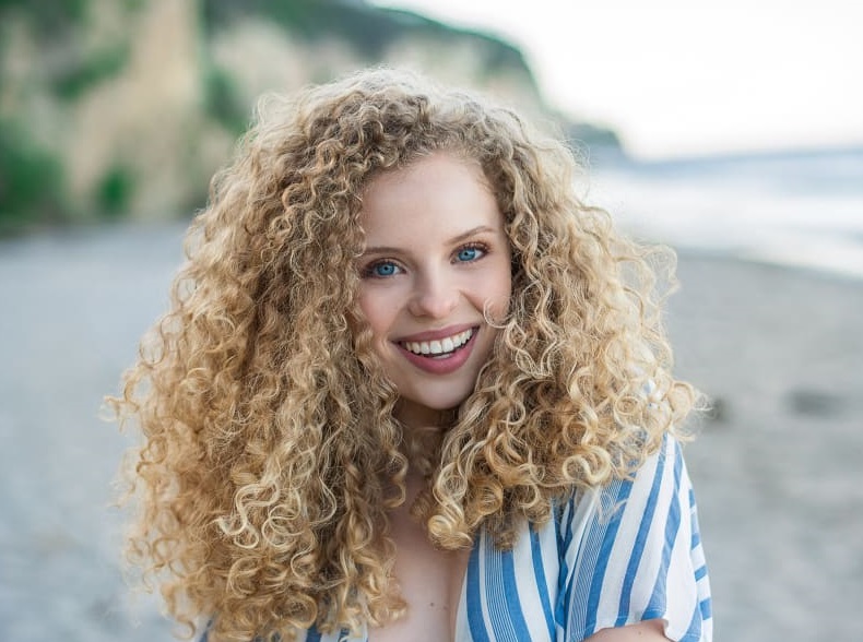 Understanding The Need And Importance Of Curly Hairstyles - EasiChef
